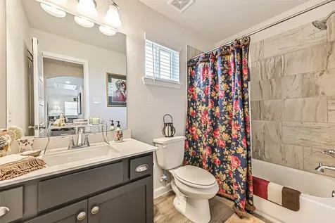 356 Selah Court Alvin TX 77511