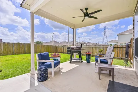 356 Selah Court Alvin TX 77511