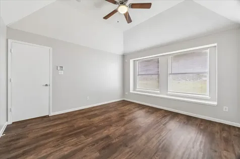 19811 Shores Edge Drive Tomball TX 77375