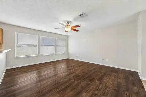 19811 Shores Edge Drive Tomball TX 77375