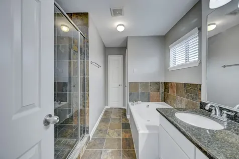 4323 Marina Street A Houston TX 77007