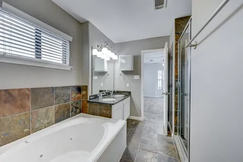 4323 Marina Street A Houston TX 77007