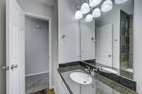 4323 Marina Street A Houston TX 77007