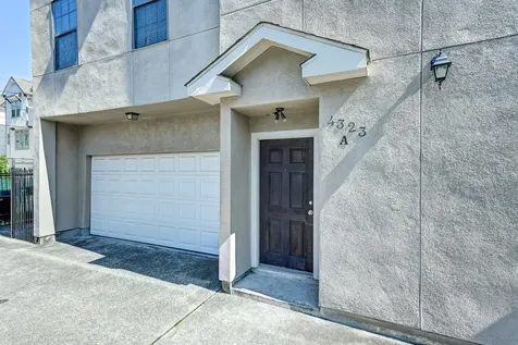 4323 Marina Street A Houston TX 77007