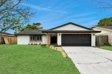 17114 Barcelona Drive Friendswood TX 77546