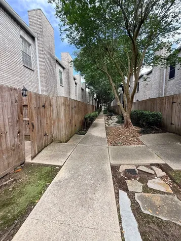 17497 Red Oak Drive 7497 Houston TX 77090