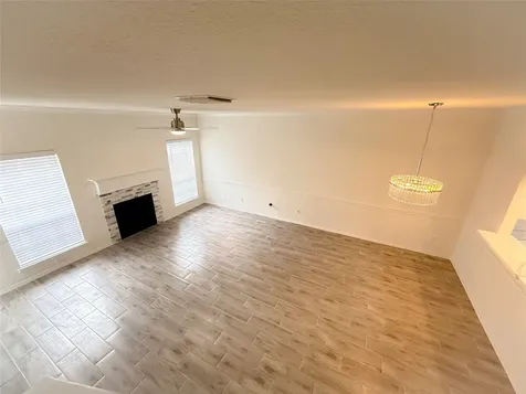 17497 Red Oak Drive 7497 Houston TX 77090