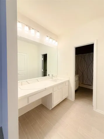 17497 Red Oak Drive 7497 Houston TX 77090