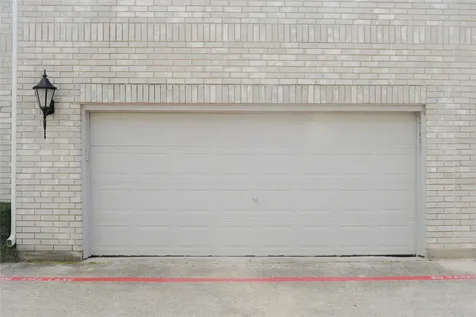 17497 Red Oak Drive 7497 Houston TX 77090