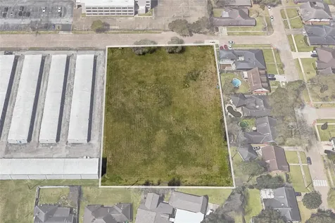 8905 Hinman Street Houston TX 77061