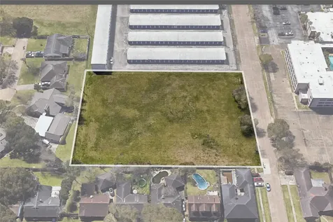 8905 Hinman Street Houston TX 77061