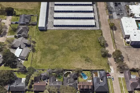 8905 Hinman Street Houston TX 77061