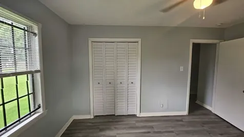 4215 Los Angeles Street Houston TX 77026