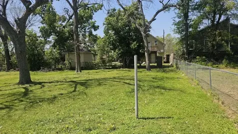 4215 Los Angeles Street Houston TX 77026