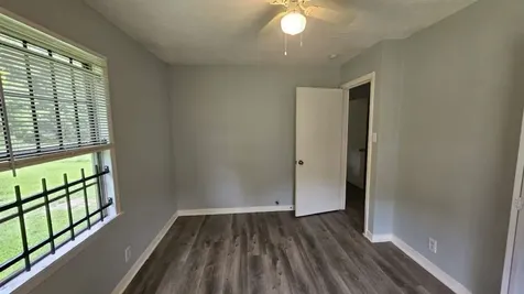 4215 Los Angeles Street Houston TX 77026