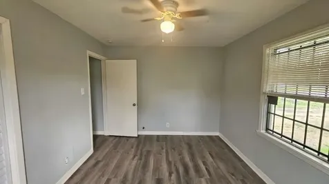 4215 Los Angeles Street Houston TX 77026