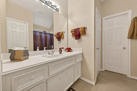 12830 Lodenbriar Drive Houston TX 77072