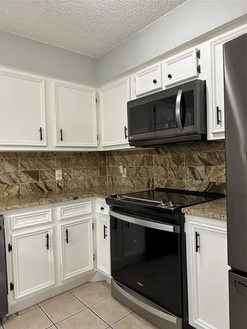 6103 Ludington Drive 4-942 Houston TX 77035