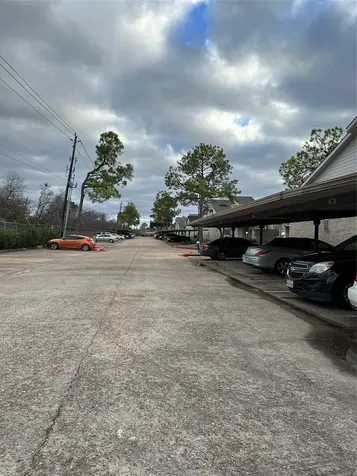 6103 Ludington Drive 4-942 Houston TX 77035