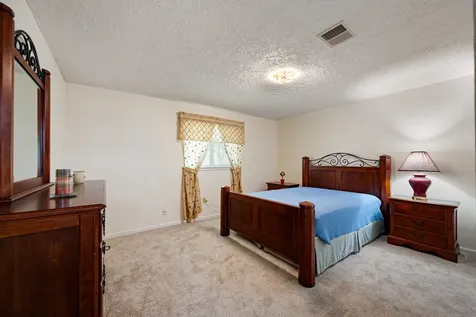 6230 Knollwest Drive Houston TX 77072
