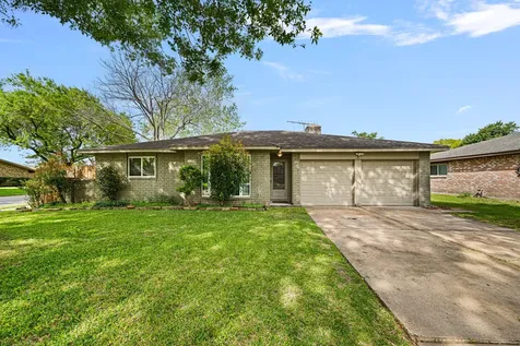 6230 Knollwest Drive Houston TX 77072