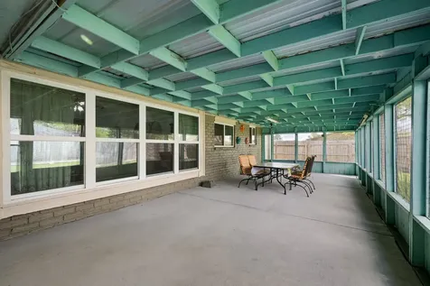 6230 Knollwest Drive Houston TX 77072