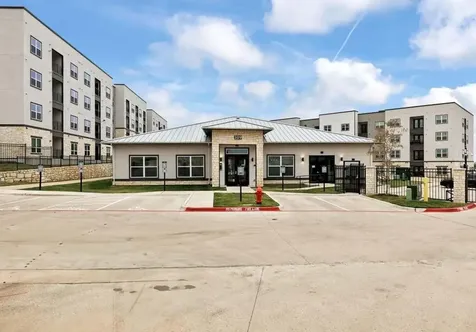 2551 N Guadalupe Street 1308 Seguin TX 78155