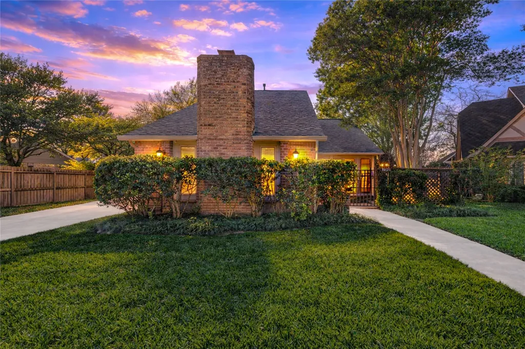 2238 Hickory Lawn Drive Houston TX 77077
