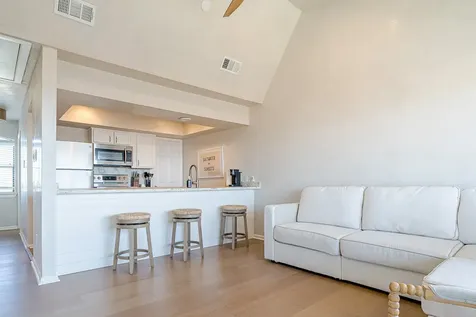 32 Dana Drive Galveston TX 77554