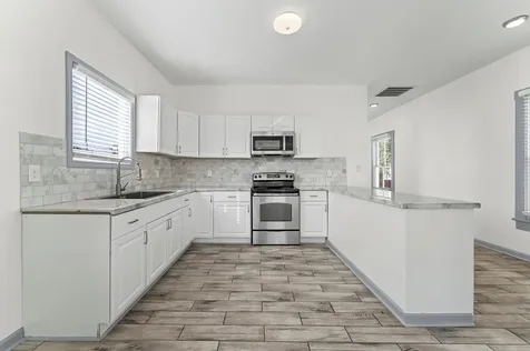 2818 Avenue M 1/2 Galveston TX 77550
