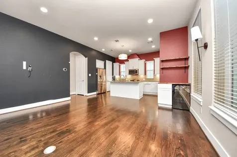 2704 Freund Street Houston TX 77003