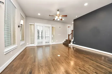 2704 Freund Street Houston TX 77003