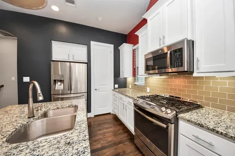 2704 Freund Street Houston TX 77003