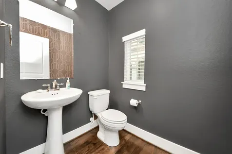 2704 Freund Street Houston TX 77003