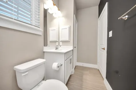 2704 Freund Street Houston TX 77003