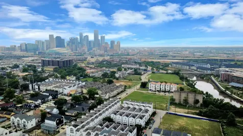 2704 Freund Street Houston TX 77003