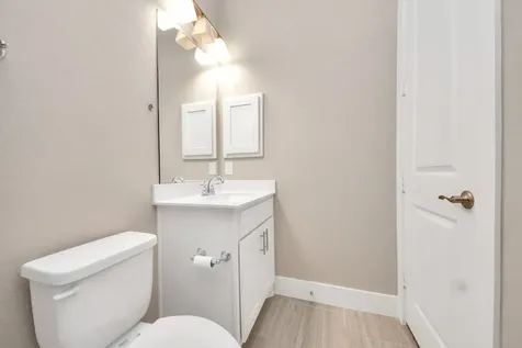 2704 Freund Street Houston TX 77003
