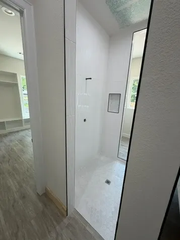 114 Magnolia Bend Roman Forest TX 77357