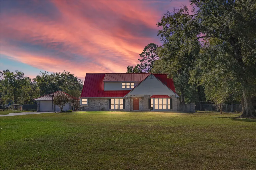 2920 Grace Lane Highlands TX 77562