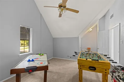 2920 Grace Lane Highlands TX 77562