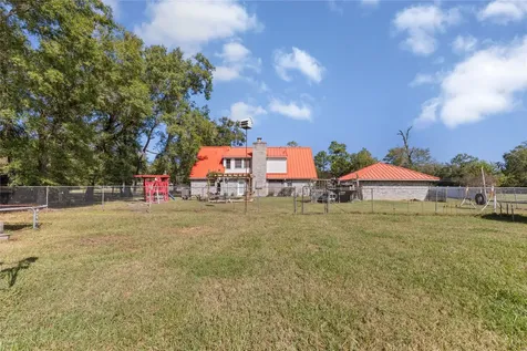 2920 Grace Lane Highlands TX 77562