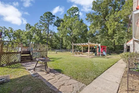 2920 Grace Lane Highlands TX 77562