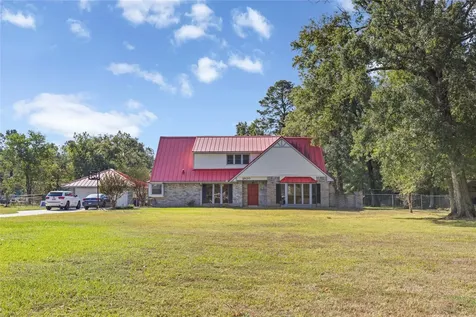 2920 Grace Lane Highlands TX 77562