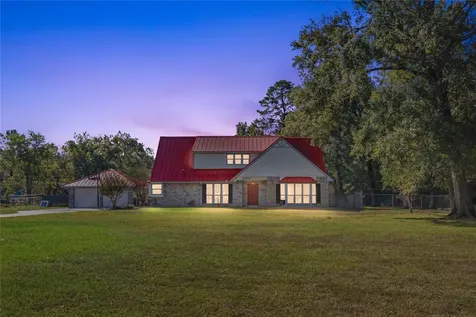 2920 Grace Lane Highlands TX 77562