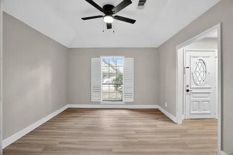 107 Cherry Hills Rockport TX 78382