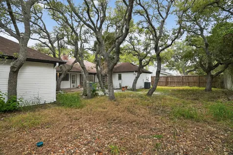 107 Cherry Hills Rockport TX 78382