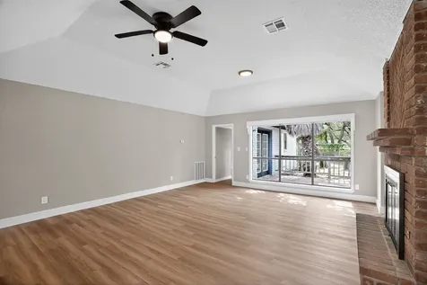 107 Cherry Hills Rockport TX 78382