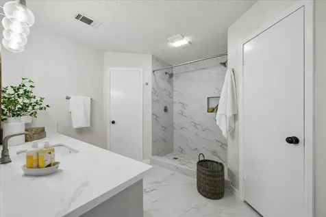 5309 Bramble Lane Dickinson TX 77539