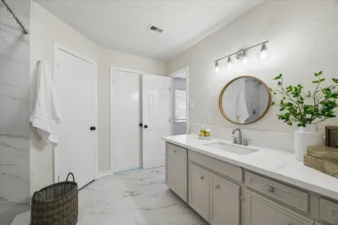 5309 Bramble Lane Dickinson TX 77539