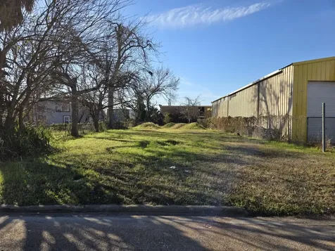 405 Eichwurzel Lane Houston TX 77009